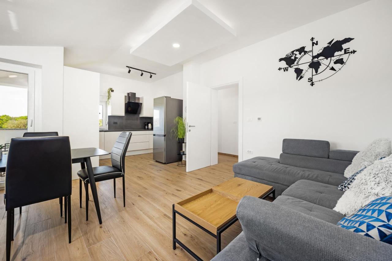 Luxury Apartments Lotus&Lovor Pula Extérieur photo